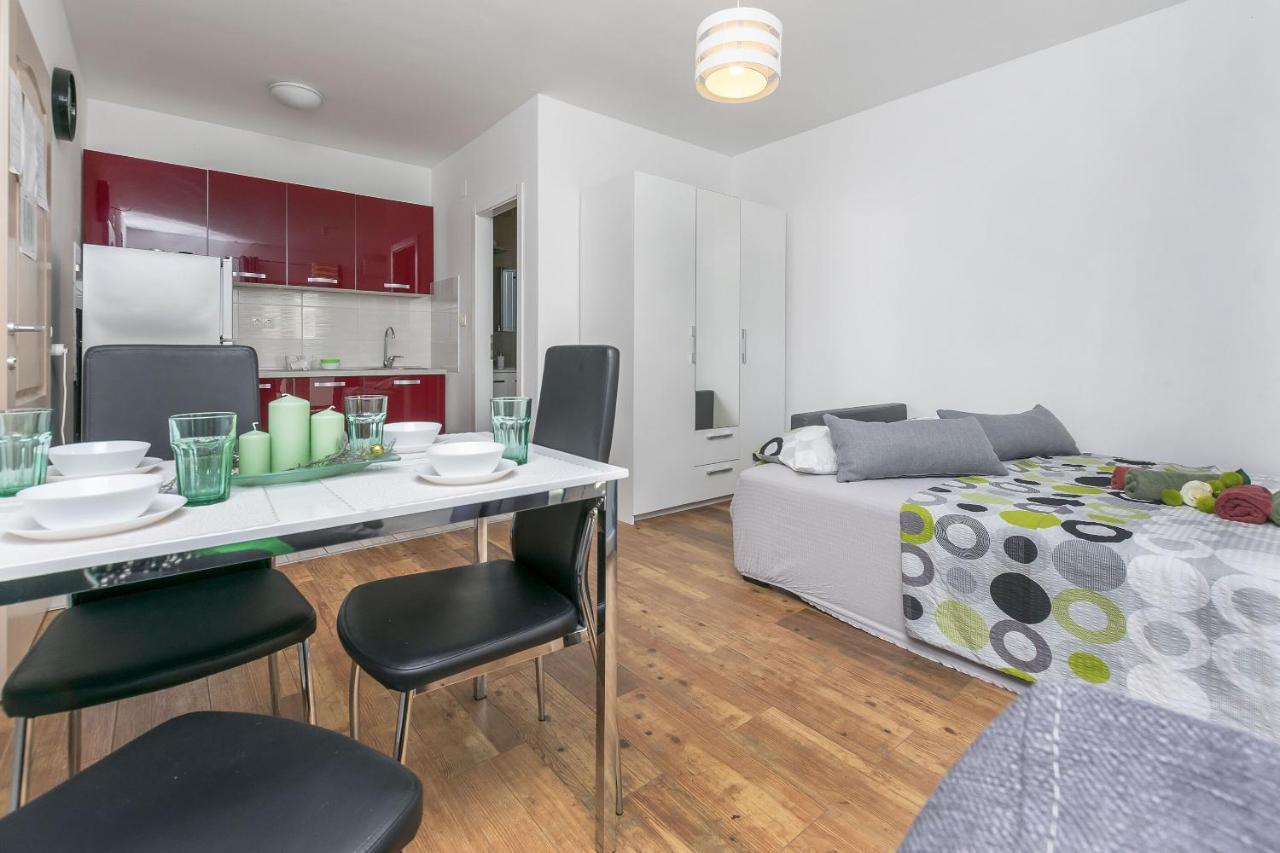 Apartments Lorenzo Локва-Рогозница Экстерьер фото